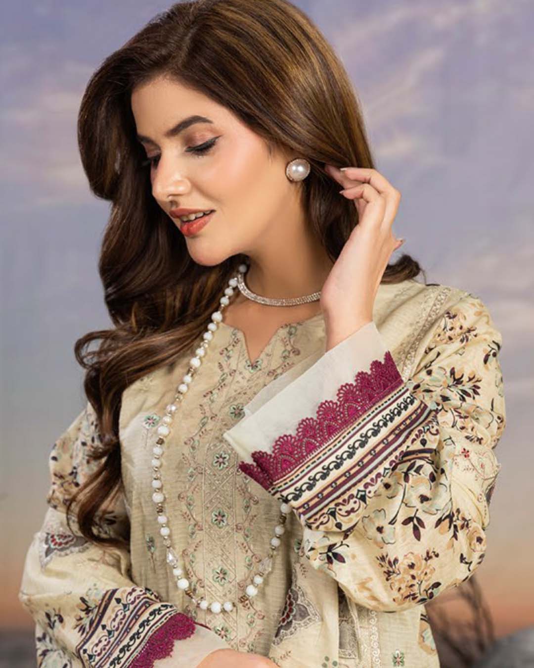 Bin Naeem Bana Dora 3PC – Applic Cutwork Embroidered Eid Suit - Image 3