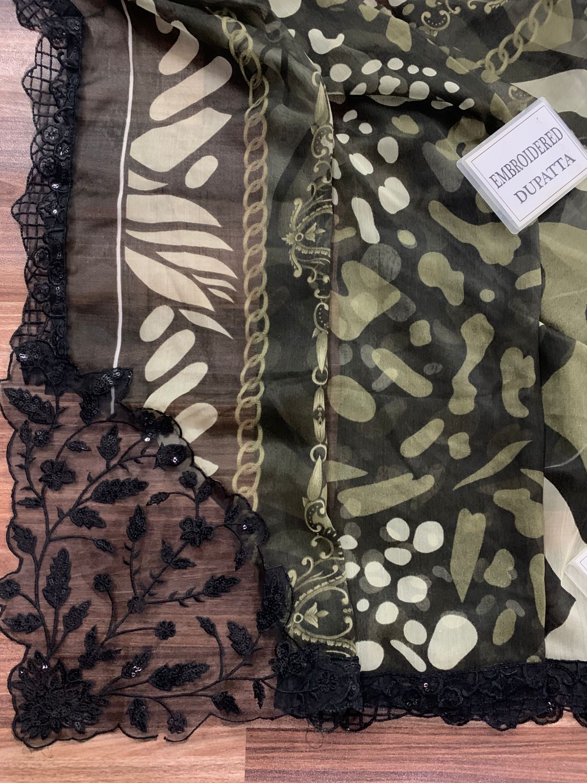 Maria B 2 Bunch Applique Lawn 3PC Unstitched Suit with Chiffon Dupatta - Image 6