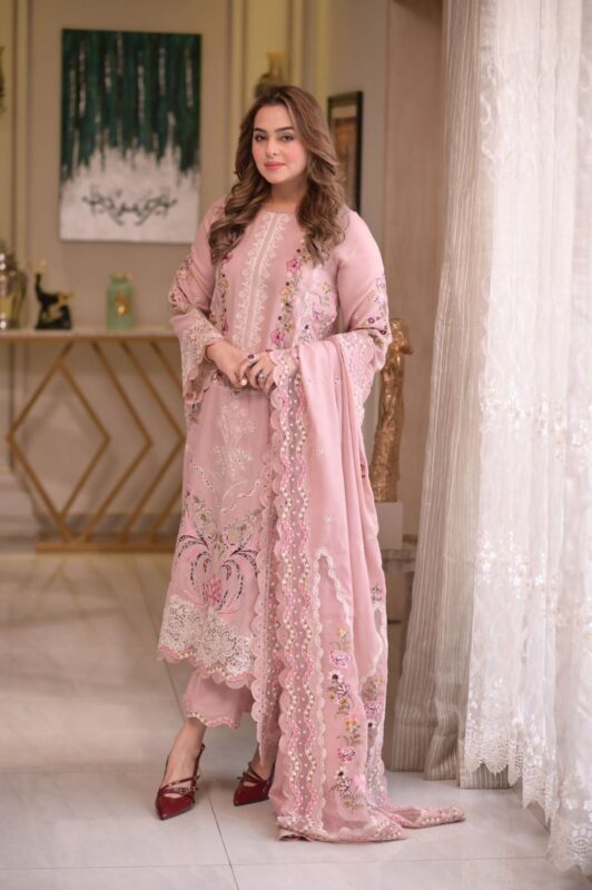 Aneela’s Luxury Chicken Kari Lawn 2026 – Heavy Embroidered 3PC Suit
