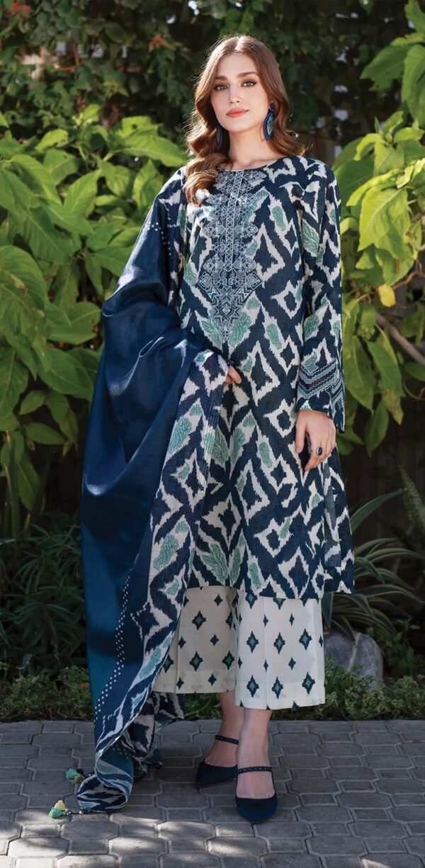 Embroidered Lawn & Chiffon Suit – BAROQUE