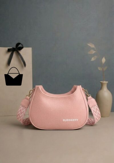 Chic Crescent Moon Sling Bag – Urban Versatility & Modern Edge