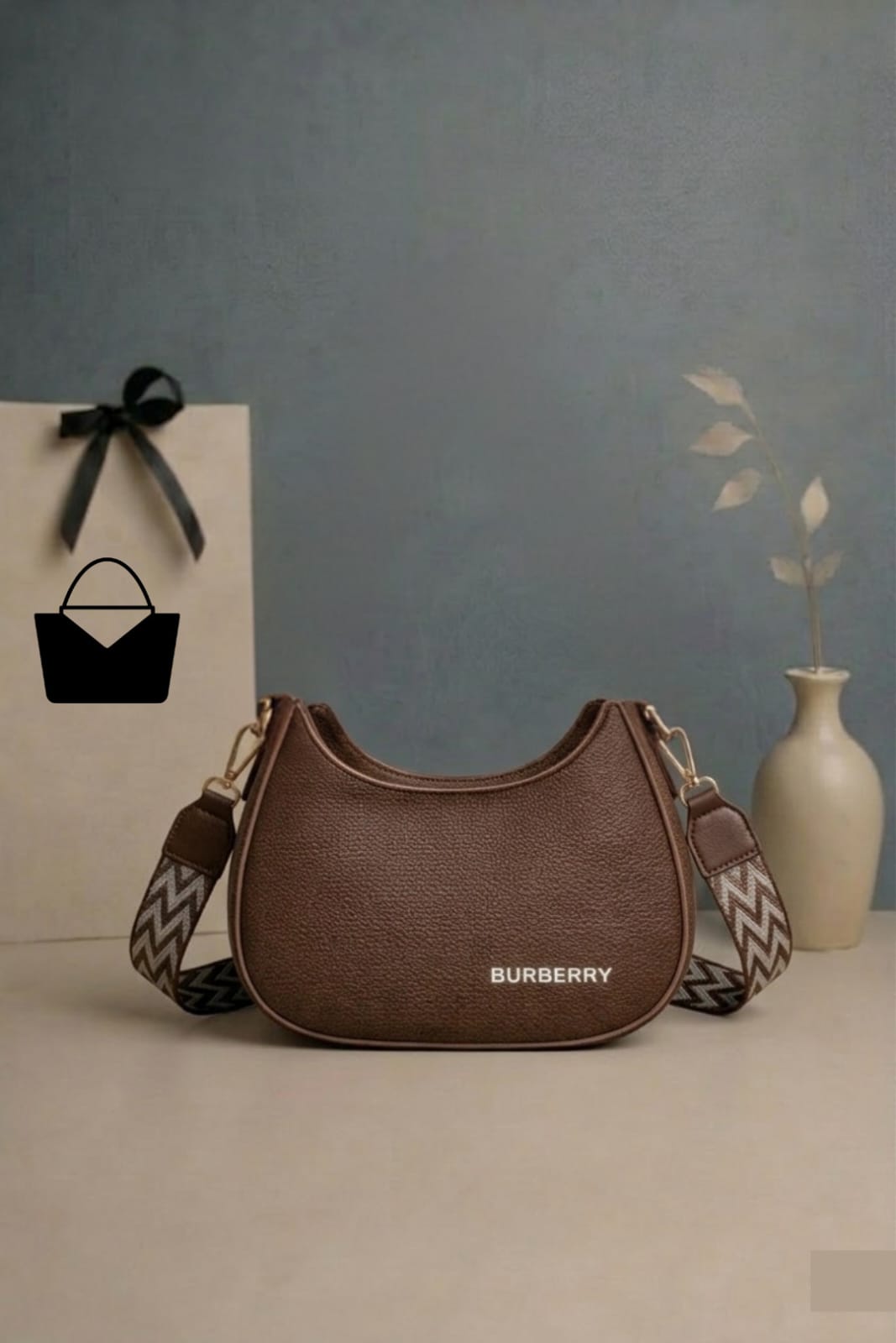 Vantage Crescent Sling – The New Peak of Minimalist Streetwear