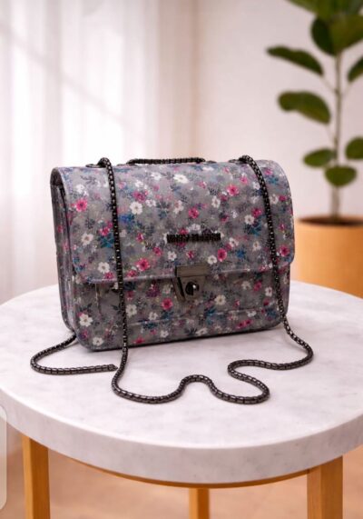 Michael Kors Style Chain Bag  Elegant & Trendy