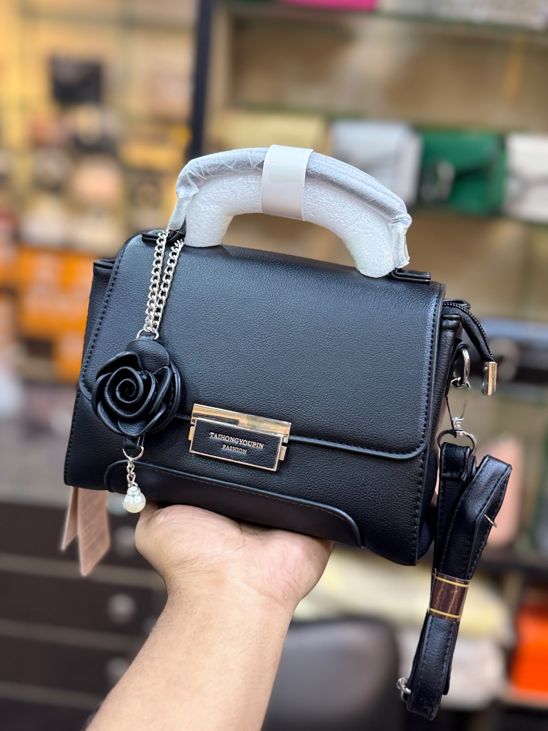 Imported Premium Handbag for Women Unique Design | Medium Size - Image 6