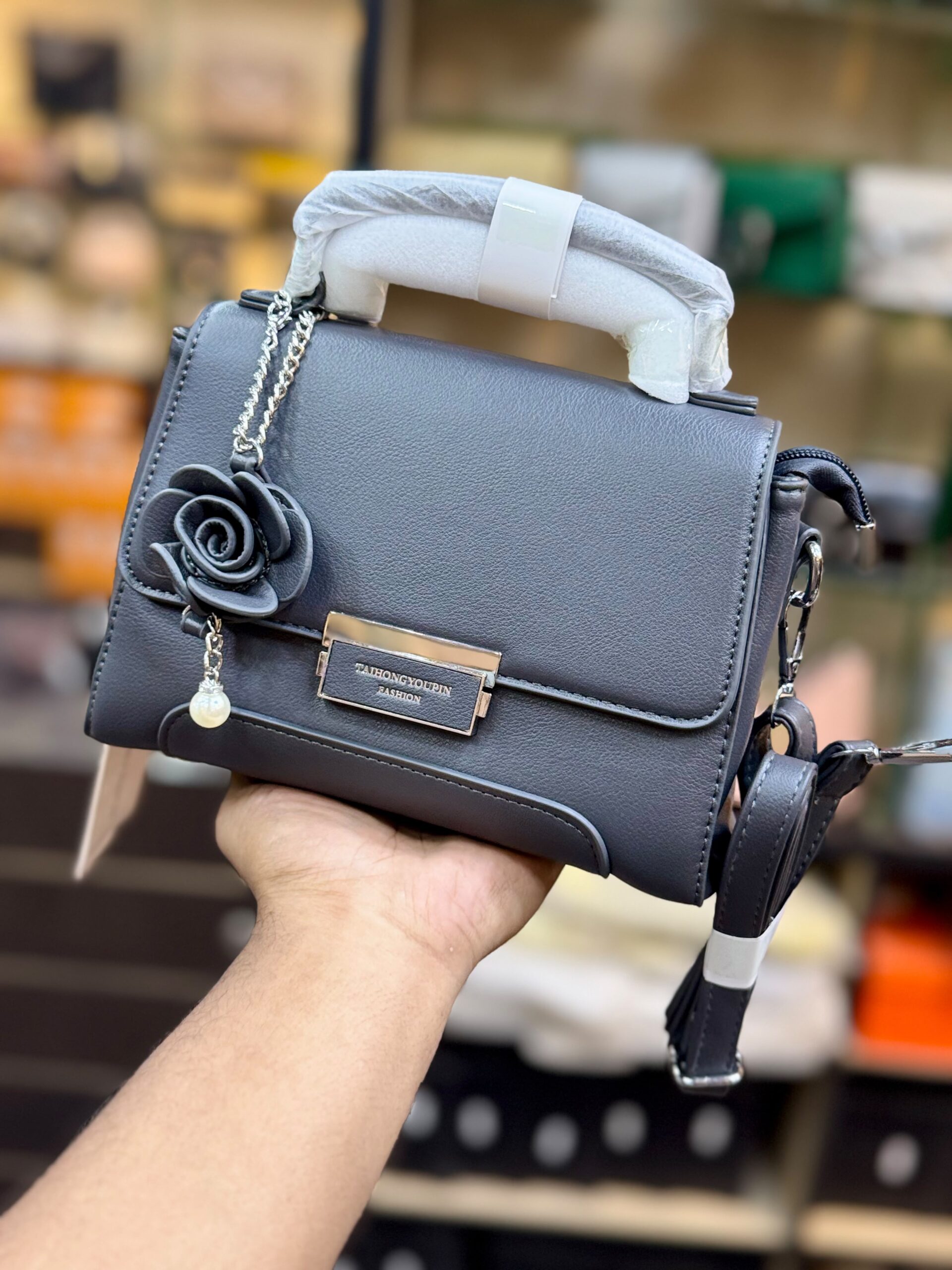 Imported Premium Handbag for Women Unique Design | Medium Size - Image 4