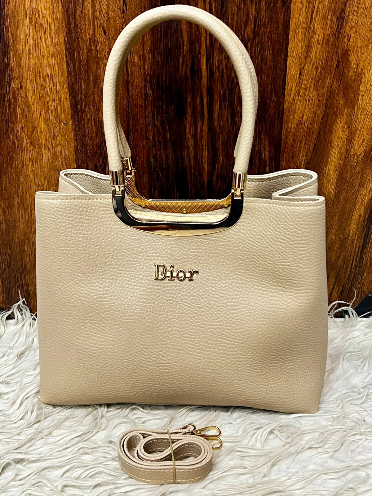 New Arrival Premium Shoulder Bags for Girls - Image 4