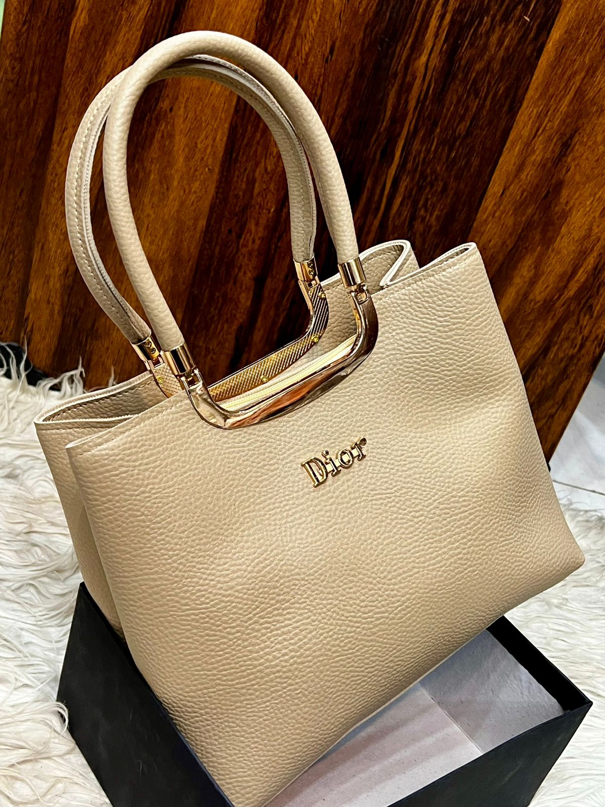 New Arrival Premium Shoulder Bags for Girls - Image 9
